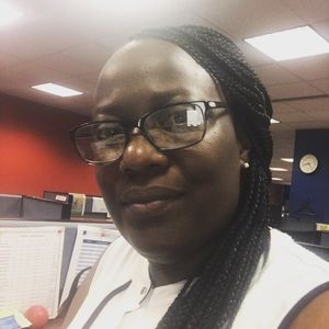 Meet your Posher, Stephanie